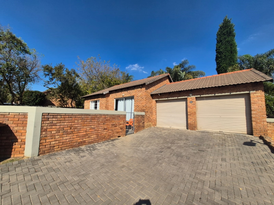 2 Bedroom Property for Sale in Kyalami Hills Gauteng