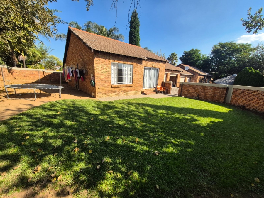 2 Bedroom Property for Sale in Kyalami Hills Gauteng