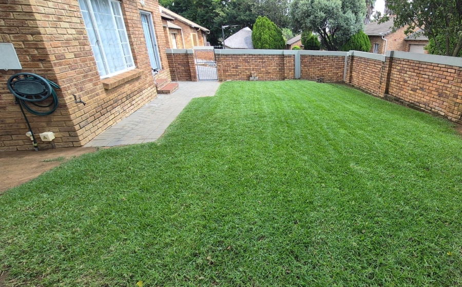 2 Bedroom Property for Sale in Kyalami Hills Gauteng