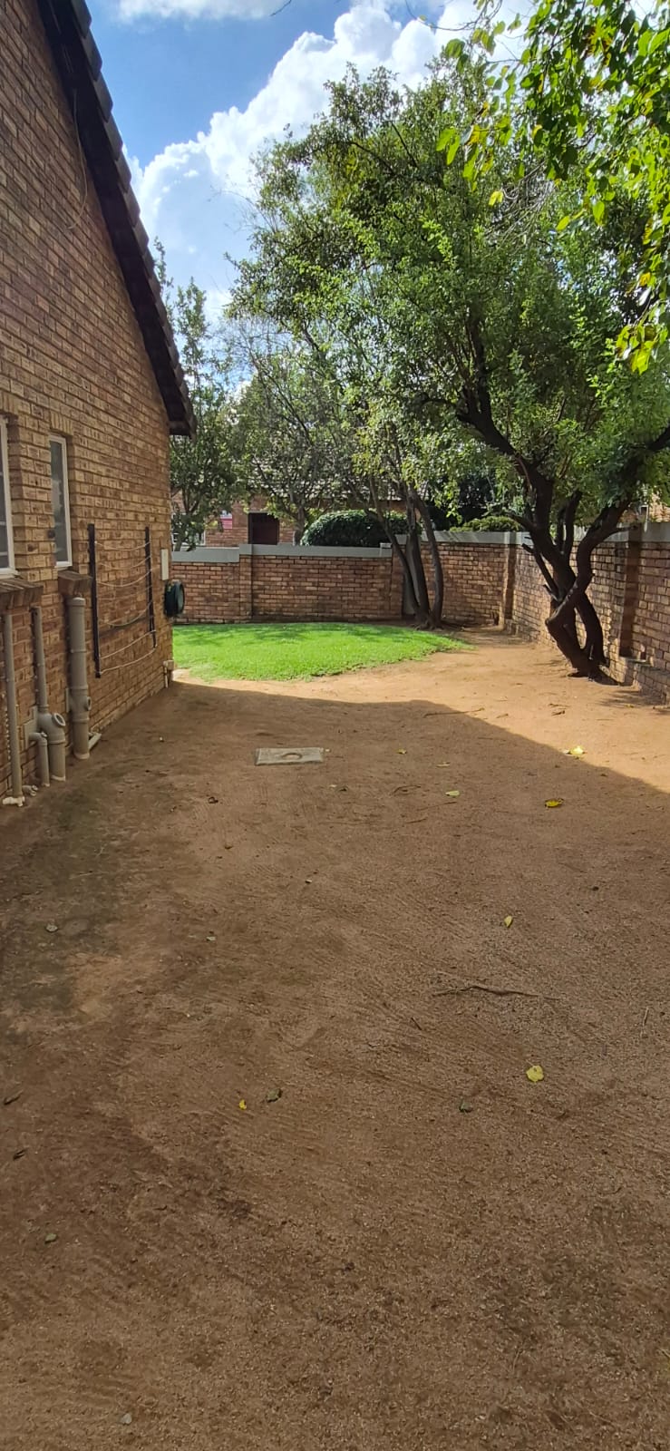 2 Bedroom Property for Sale in Kyalami Hills Gauteng