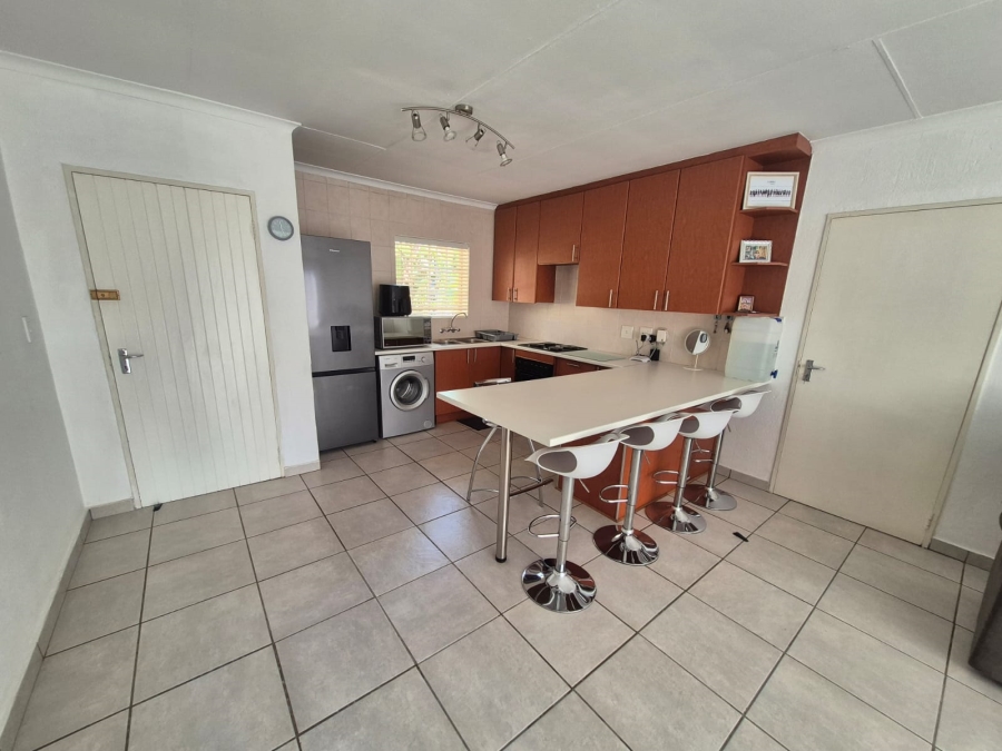 2 Bedroom Property for Sale in Kyalami Hills Gauteng