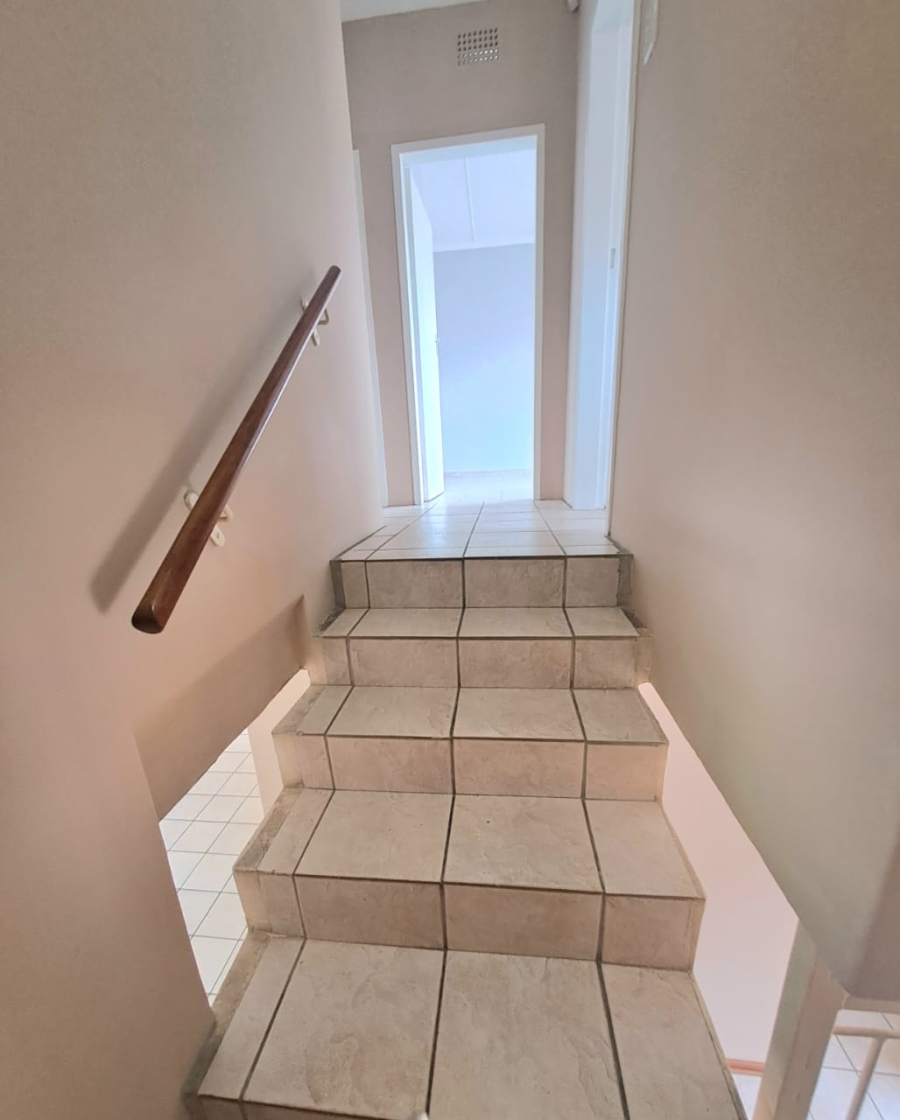 To Let 3 Bedroom Property for Rent in Three Rivers Gauteng