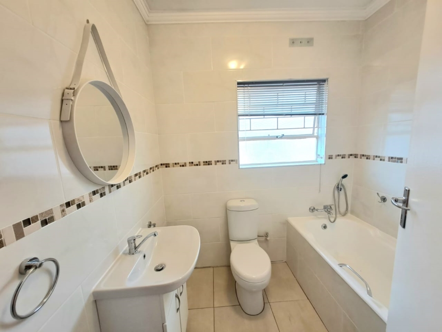 To Let 3 Bedroom Property for Rent in Three Rivers Gauteng