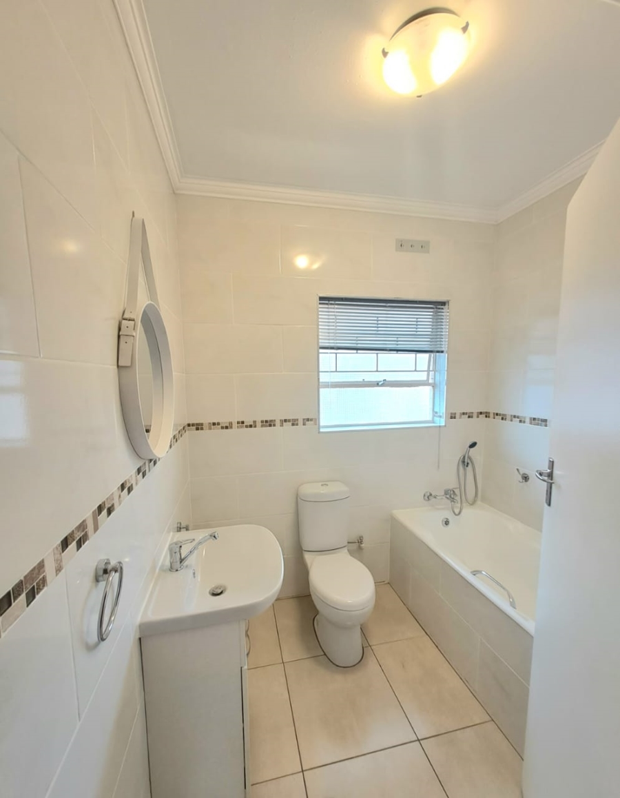 To Let 3 Bedroom Property for Rent in Three Rivers Gauteng