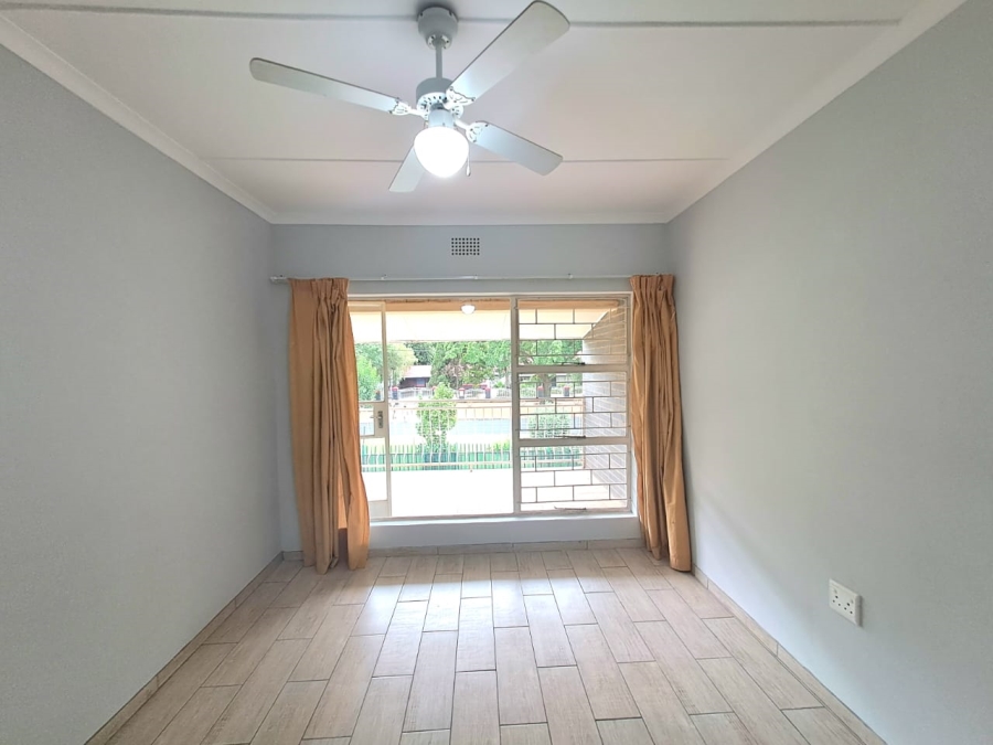 To Let 3 Bedroom Property for Rent in Three Rivers Gauteng