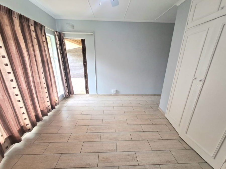 To Let 3 Bedroom Property for Rent in Three Rivers Gauteng