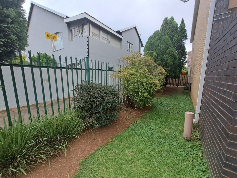 To Let 3 Bedroom Property for Rent in Three Rivers Gauteng
