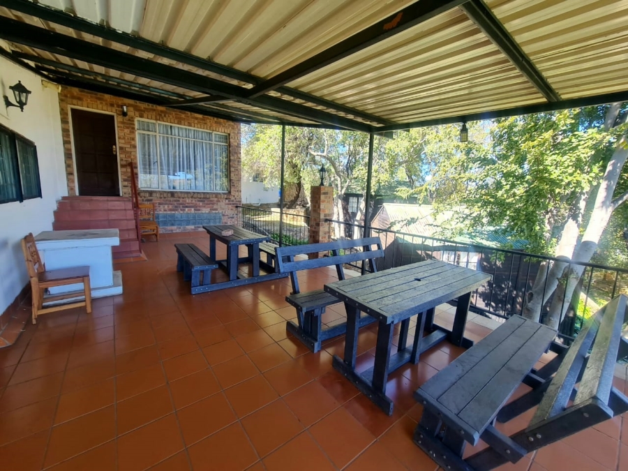9 Bedroom Property for Sale in Vaaloewer Gauteng