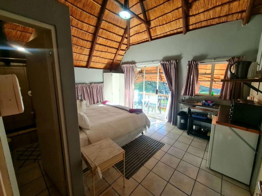 9 Bedroom Property for Sale in Vaaloewer Gauteng