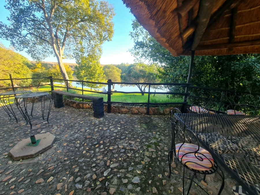 9 Bedroom Property for Sale in Vaaloewer Gauteng