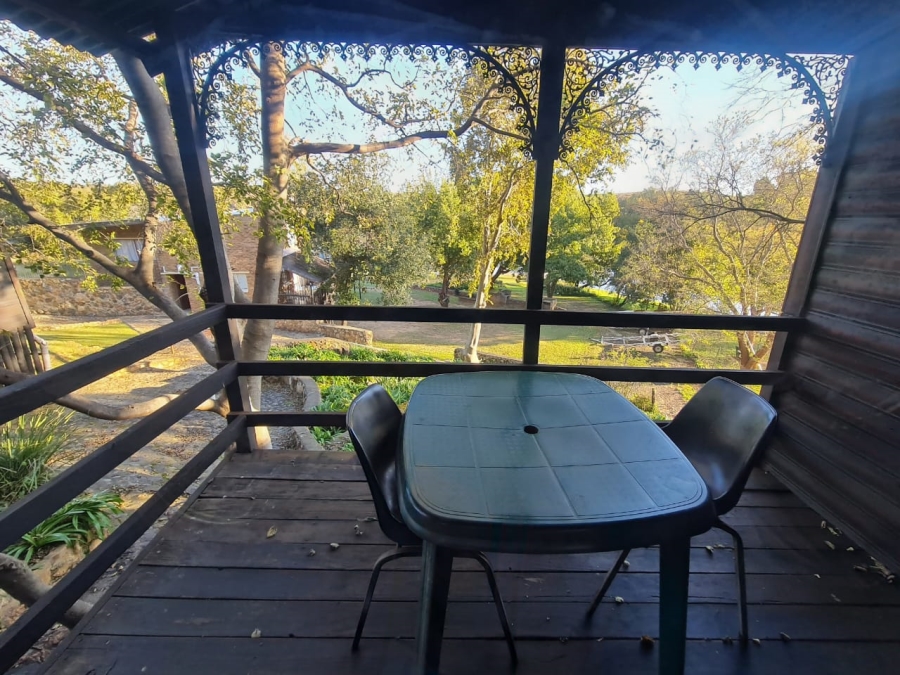 9 Bedroom Property for Sale in Vaaloewer Gauteng