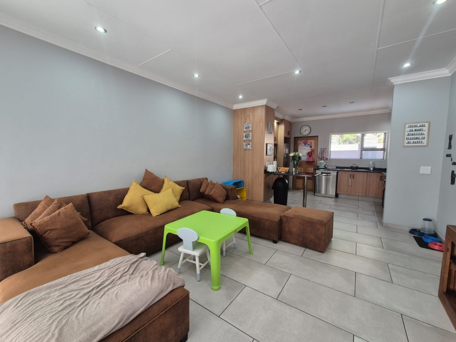 3 Bedroom Property for Sale in Vanderbijlpark SW 5 Gauteng