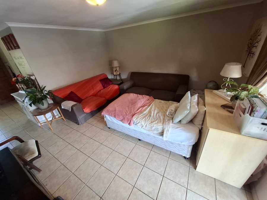 3 Bedroom Property for Sale in Annlin Gauteng