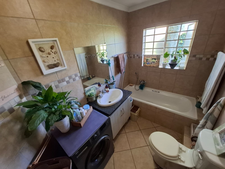 3 Bedroom Property for Sale in Annlin Gauteng