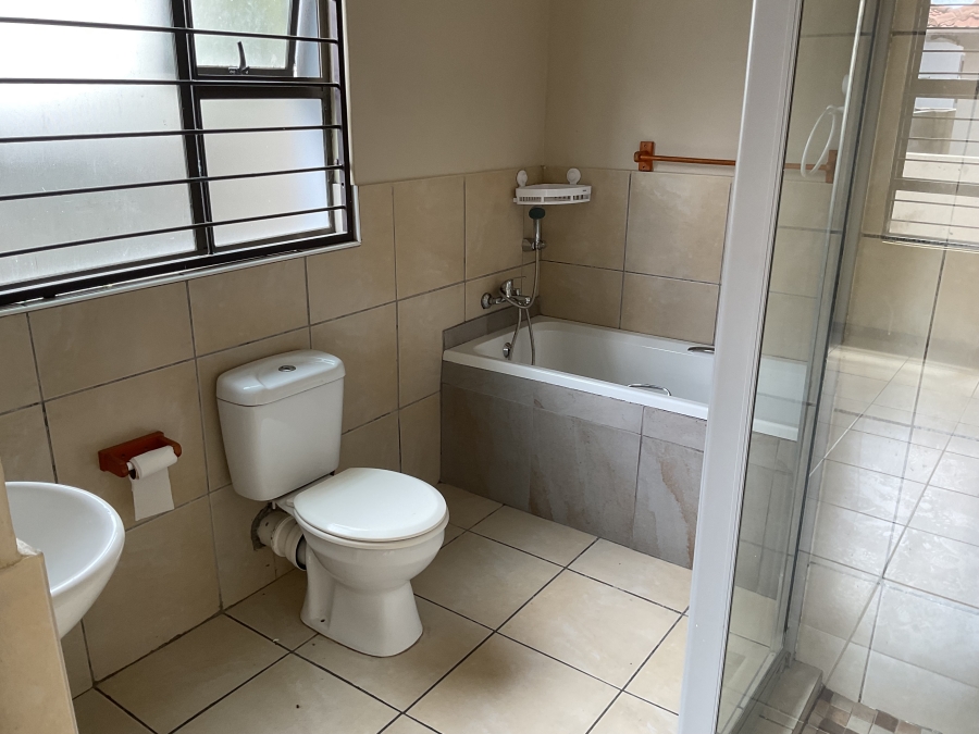 To Let 3 Bedroom Property for Rent in Sagewood Gauteng