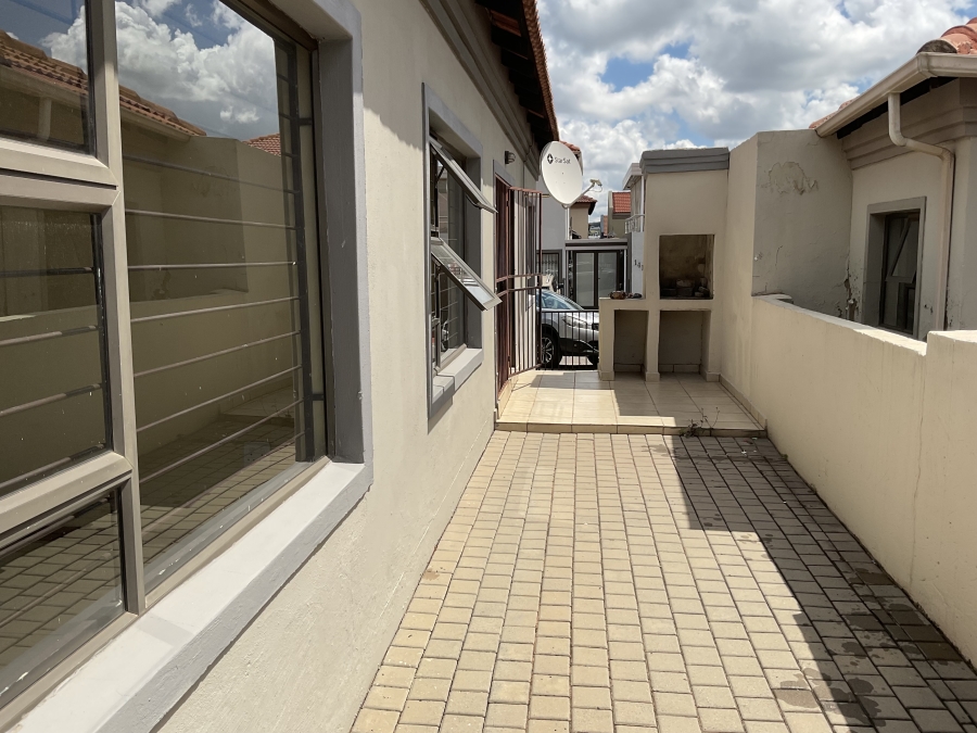 To Let 3 Bedroom Property for Rent in Sagewood Gauteng
