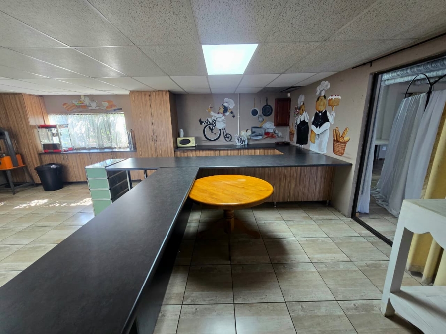 3 Bedroom Property for Sale in Mooilande Gauteng