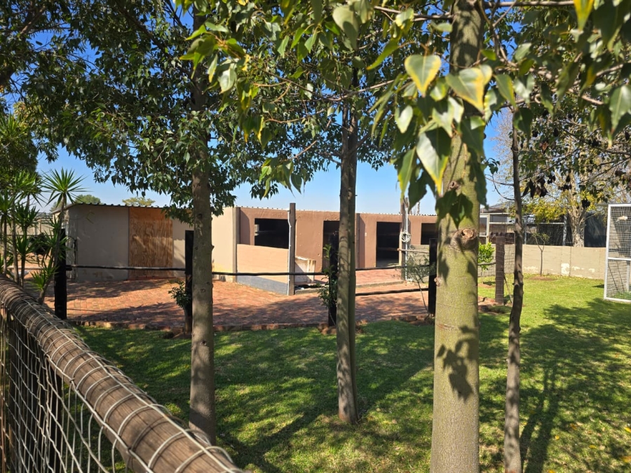 3 Bedroom Property for Sale in Mooilande Gauteng