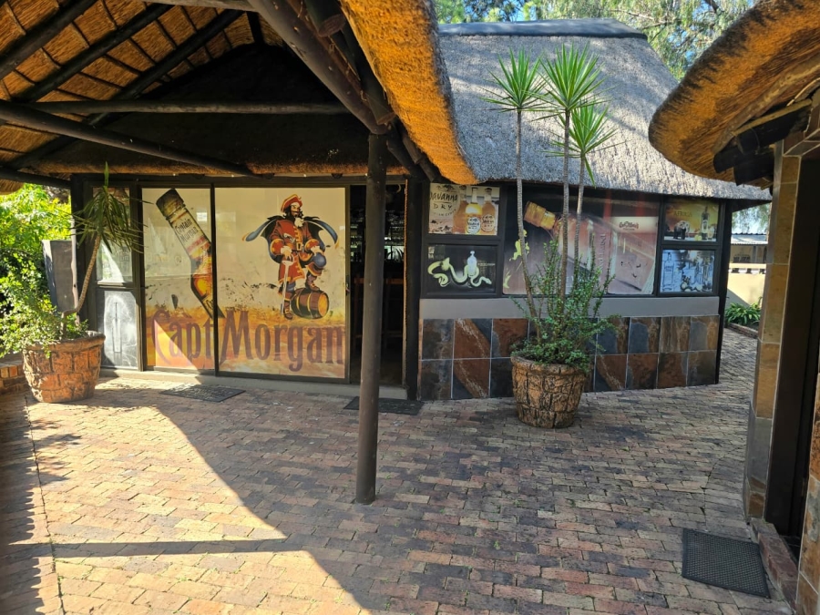 3 Bedroom Property for Sale in Mooilande Gauteng