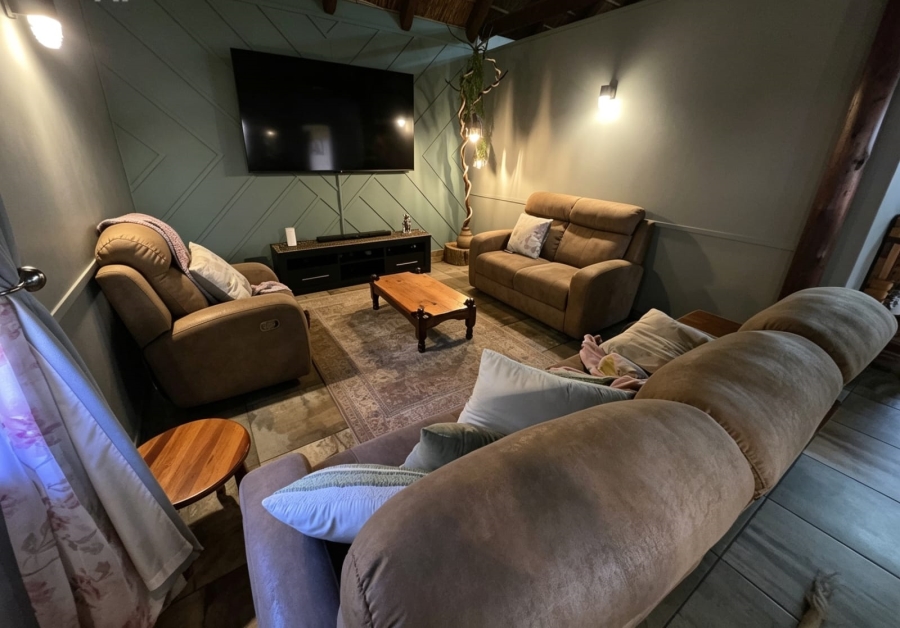 3 Bedroom Property for Sale in Mooilande Gauteng