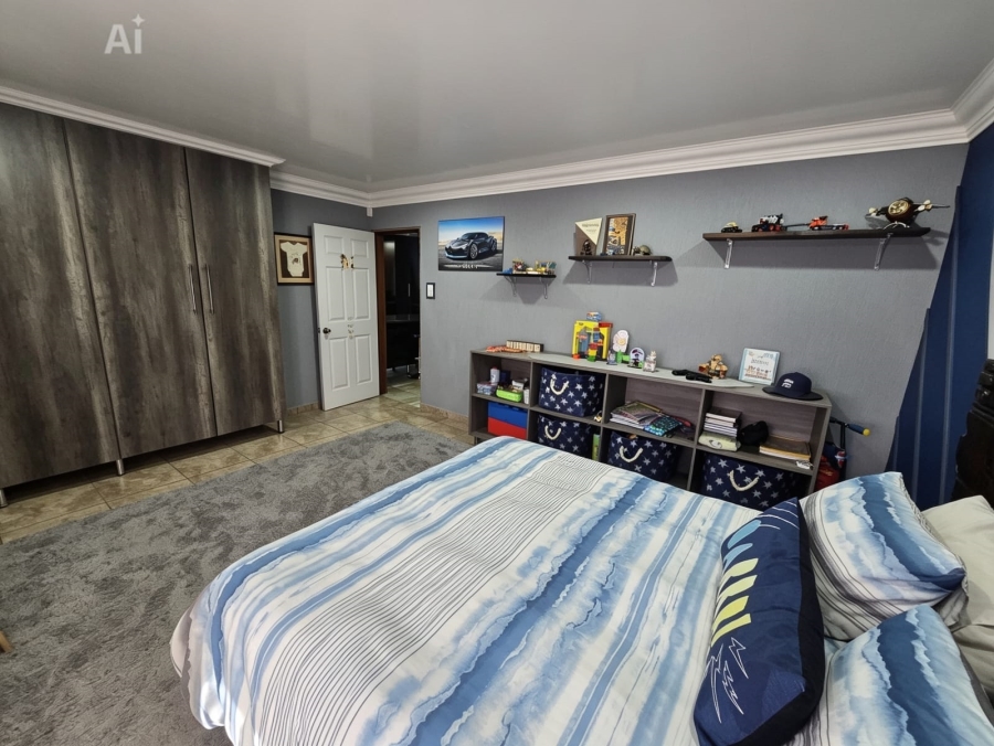 3 Bedroom Property for Sale in Mooilande Gauteng