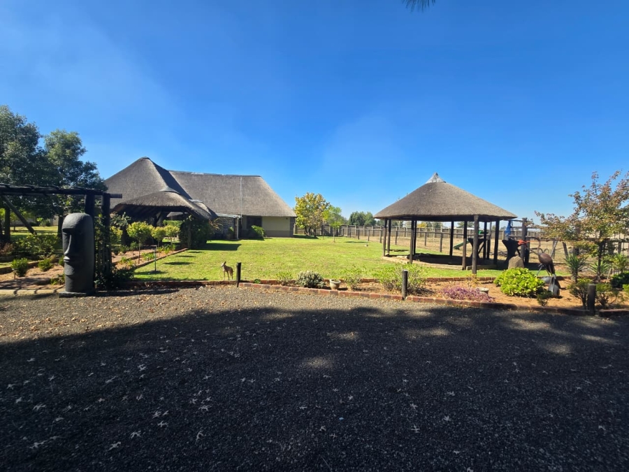3 Bedroom Property for Sale in Mooilande Gauteng