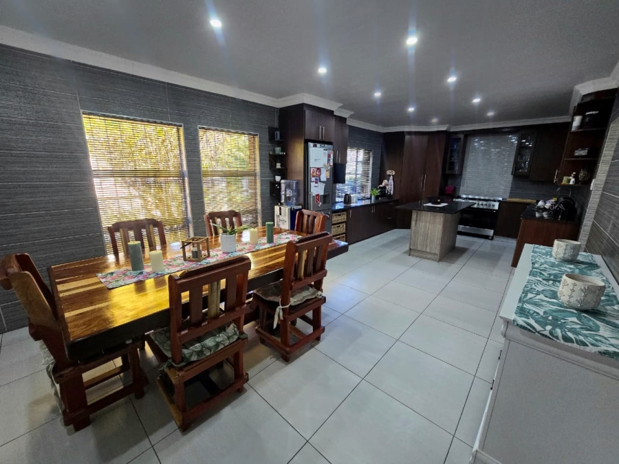 3 Bedroom Property for Sale in Mooilande Gauteng