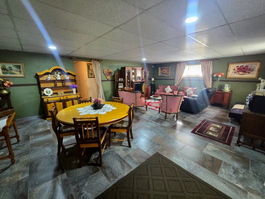 3 Bedroom Property for Sale in Mooilande Gauteng