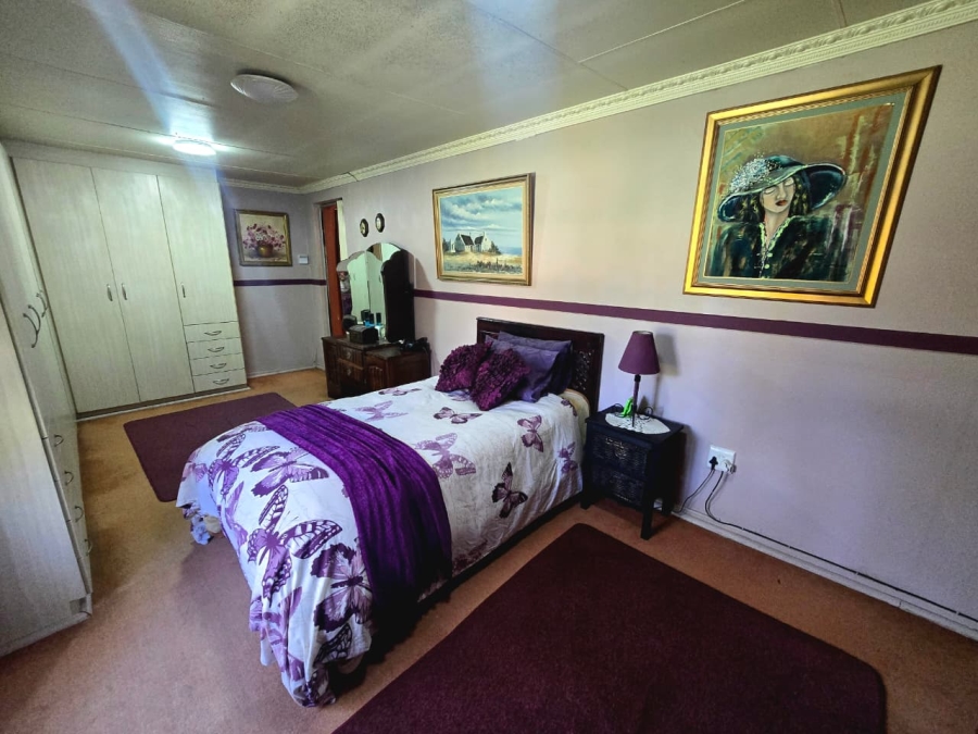 3 Bedroom Property for Sale in Mooilande Gauteng