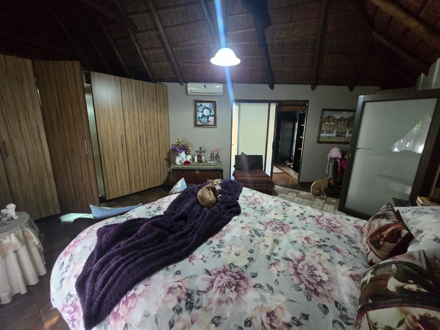 3 Bedroom Property for Sale in Mooilande Gauteng