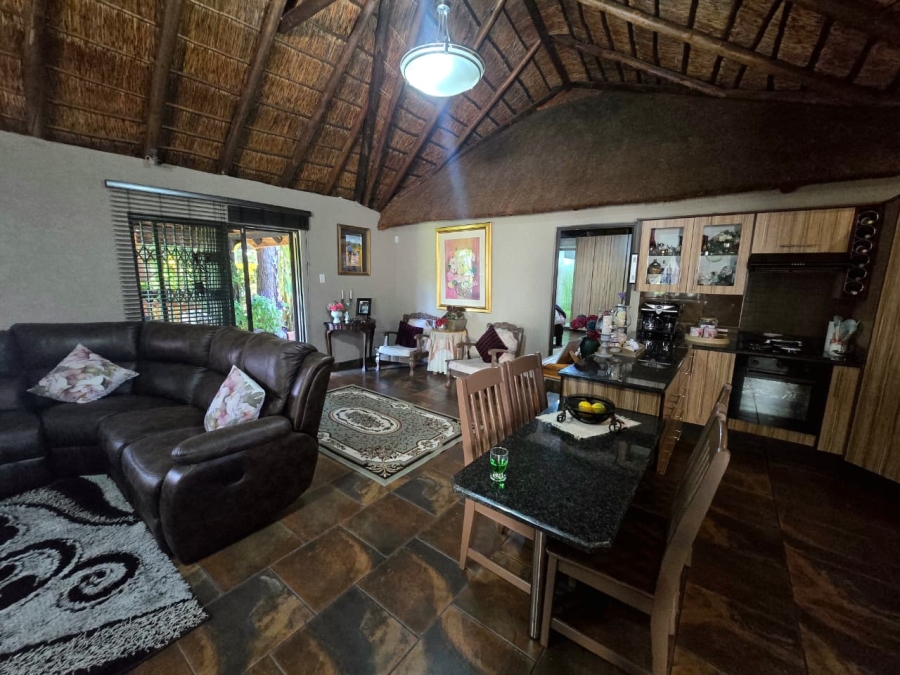 3 Bedroom Property for Sale in Mooilande Gauteng
