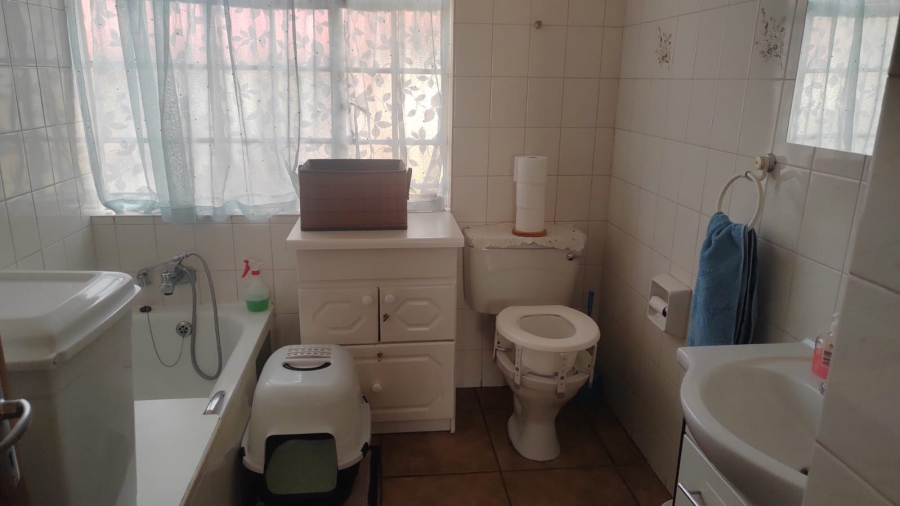 2 Bedroom Property for Sale in Sunair Park Gauteng
