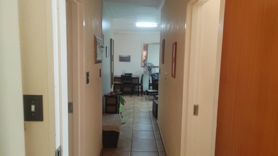 2 Bedroom Property for Sale in Sunair Park Gauteng