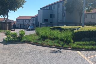 To Let 2 Bedroom Property for Rent in Country View Gauteng