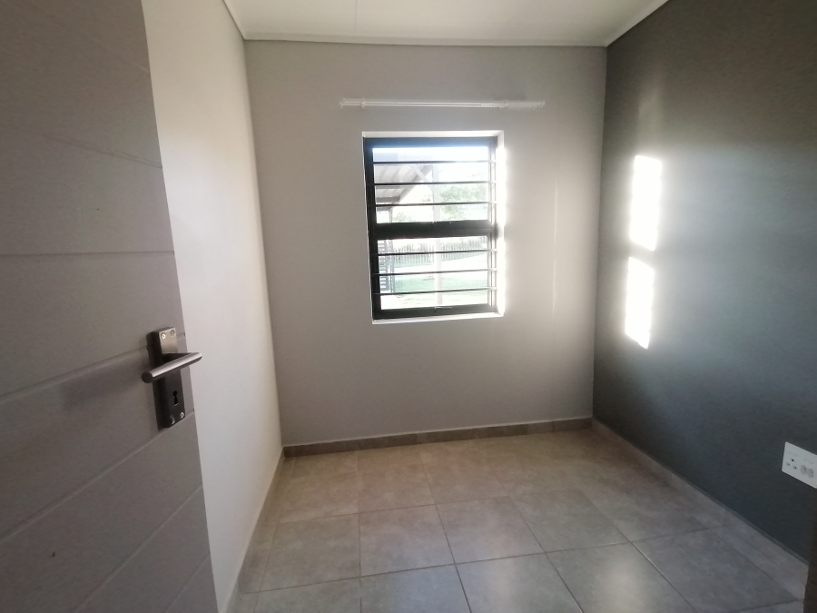 3 Bedroom Property for Sale in Lotus Gardens Gauteng