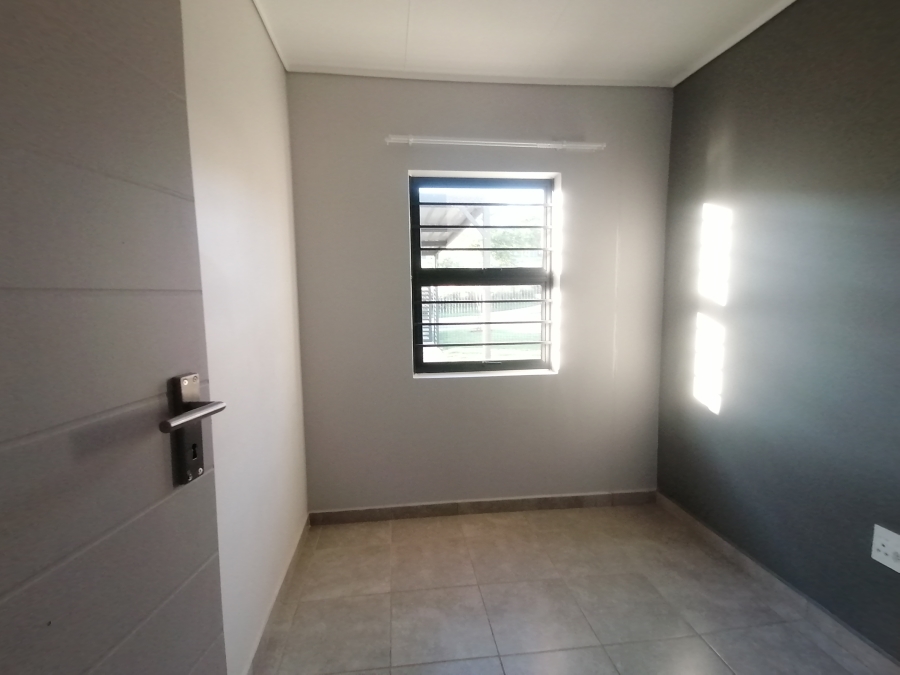 3 Bedroom Property for Sale in Lotus Gardens Gauteng