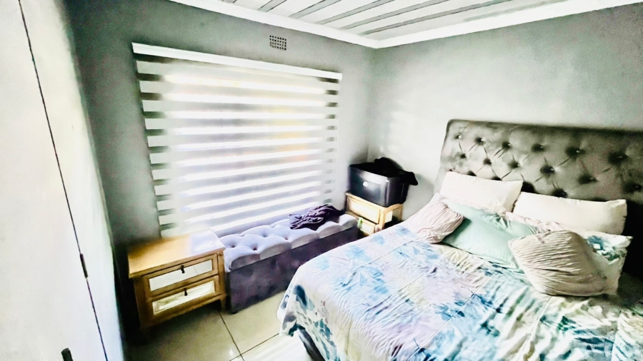 3 Bedroom Property for Sale in Crystal Park Gauteng