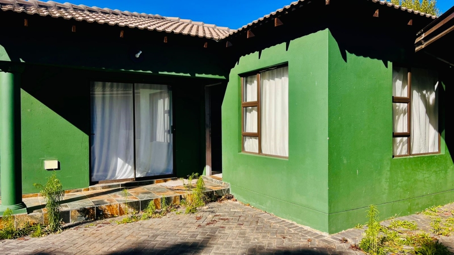 3 Bedroom Property for Sale in Crystal Park Gauteng