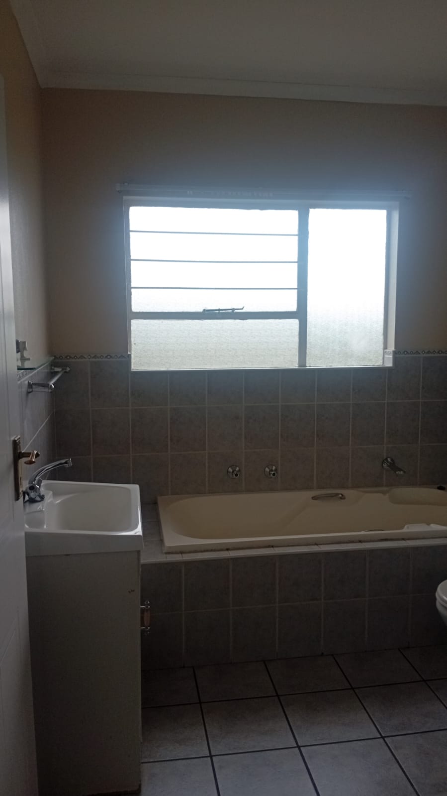 To Let 3 Bedroom Property for Rent in Allens Nek Gauteng