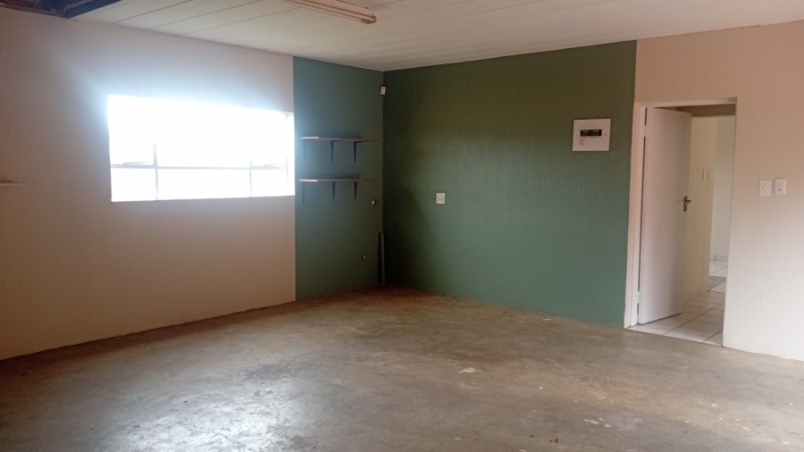 To Let 3 Bedroom Property for Rent in Allens Nek Gauteng
