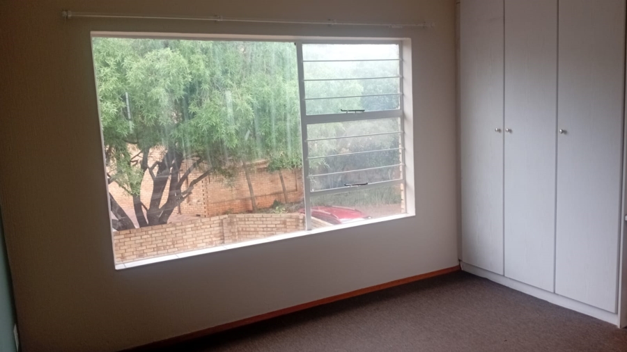 To Let 3 Bedroom Property for Rent in Allens Nek Gauteng