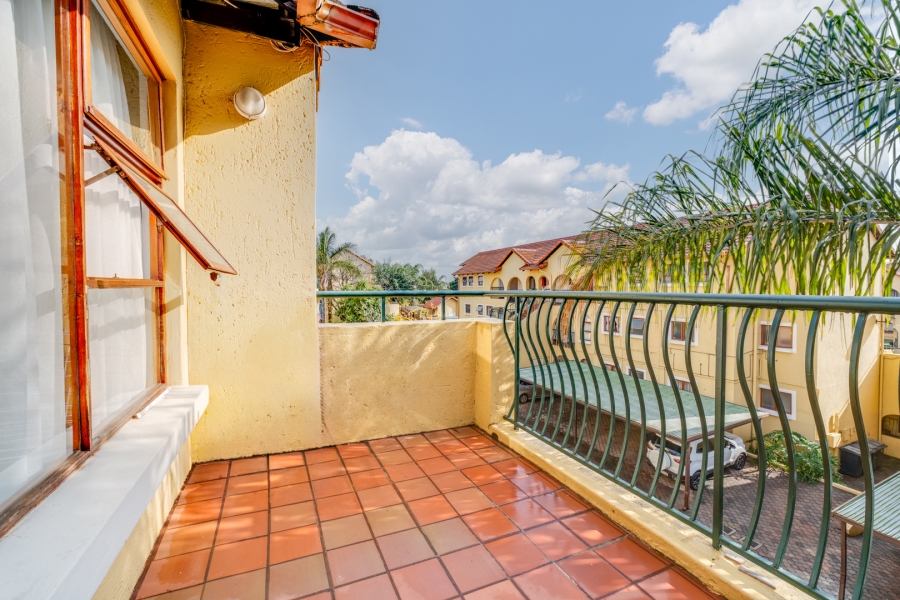 2 Bedroom Property for Sale in Sundowner Gauteng