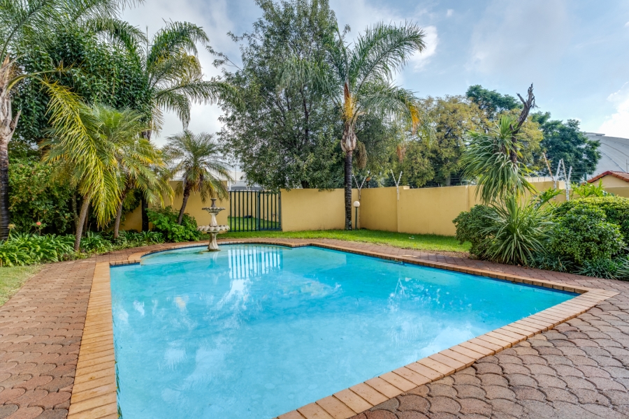 2 Bedroom Property for Sale in Sundowner Gauteng