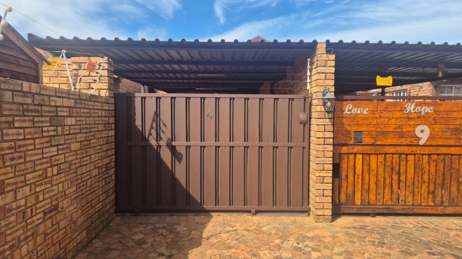 2 Bedroom Property for Sale in Culemborg Park Gauteng