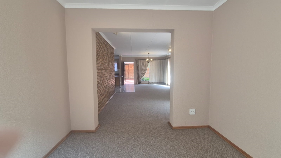 2 Bedroom Property for Sale in Culemborg Park Gauteng