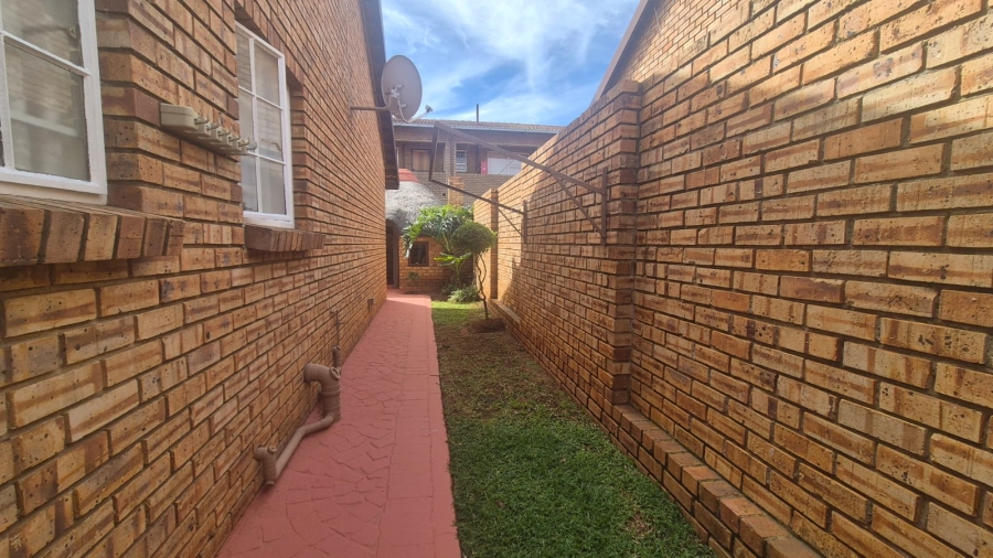 2 Bedroom Property for Sale in Culemborg Park Gauteng