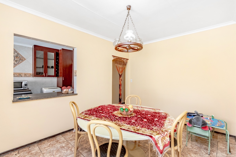 4 Bedroom Property for Sale in Diepkloof Gauteng