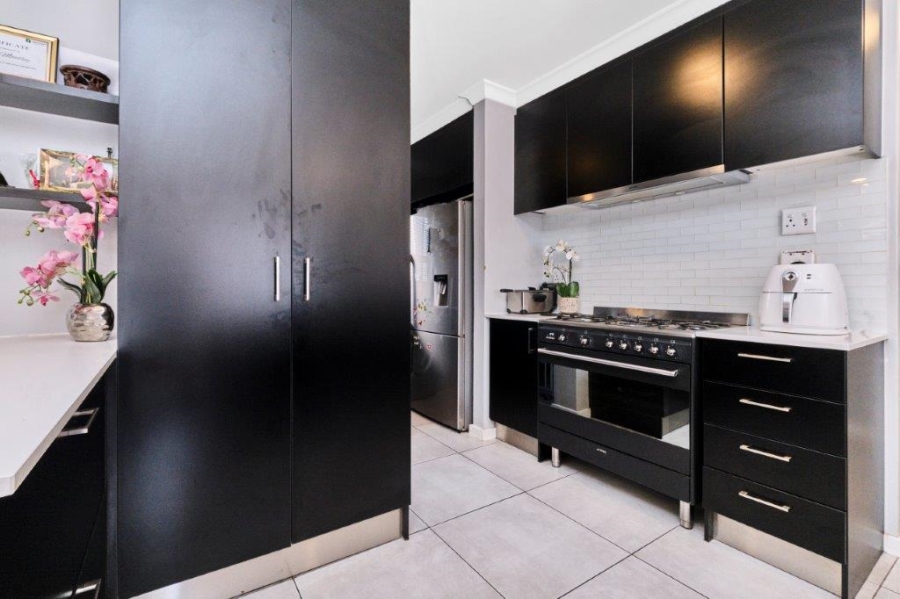 2 Bedroom Property for Sale in Ferndale Gauteng