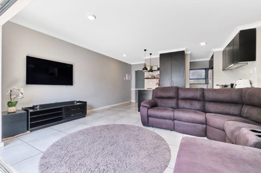 2 Bedroom Property for Sale in Ferndale Gauteng