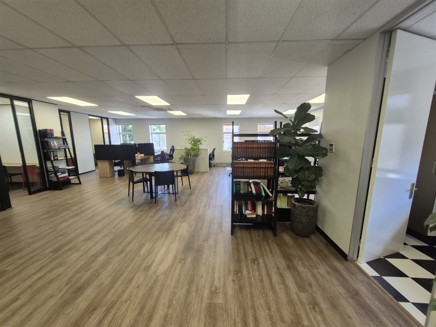To Let Commercial Property for Rent in Hyde Park Gauteng